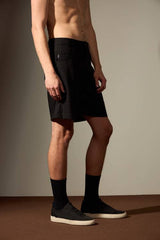 BERMUDA ARENITO - PRETO da Vörr Brasil | Loja Oficial Vörr Brasil