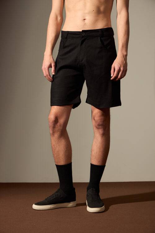 BERMUDA ARENITO - PRETO da Vörr Brasil | Loja Oficial Vörr Brasil