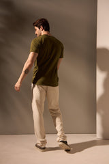 CAMISETA ESSENCIAL ALGODÃO EGÍPCIO GOLA V - VERDE MUSGO da Vörr Brasil | Loja Oficial Vörr Brasil