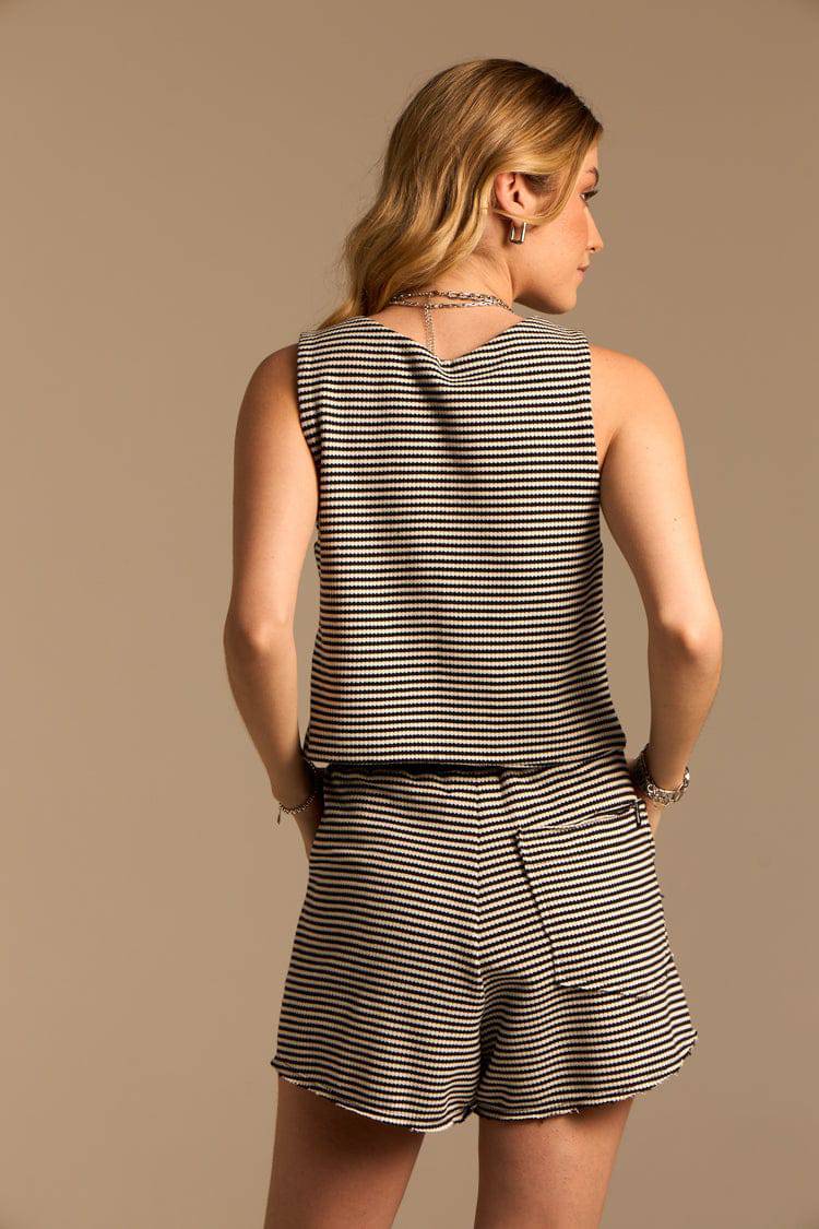 SHORT TRANQUILIDADE - BRANCO E PRETO da Vörr Brasil | Loja Oficial Vörr Brasil