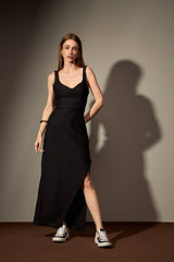 VESTIDO MIDI JARDIM - PRETO da Vörr Brasil | Loja Oficial Vörr Brasil