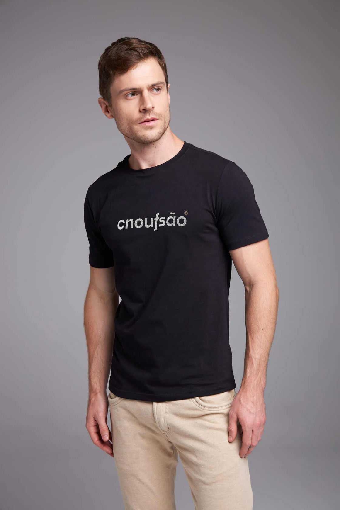 CAMISETA CONFUSÃO - PRETO