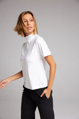 BLUSA GOLA ALTA - BRANCO