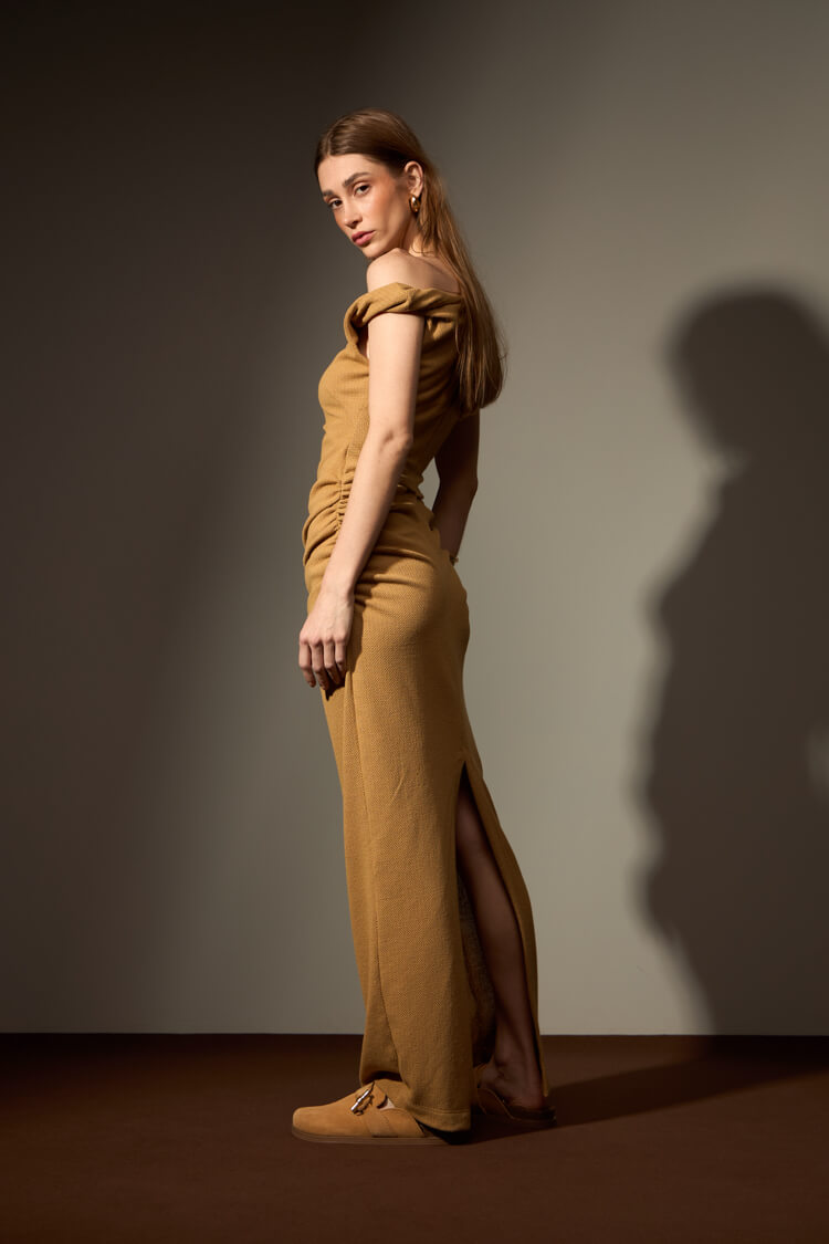 VESTIDO CAVERNAS - CARAMELO