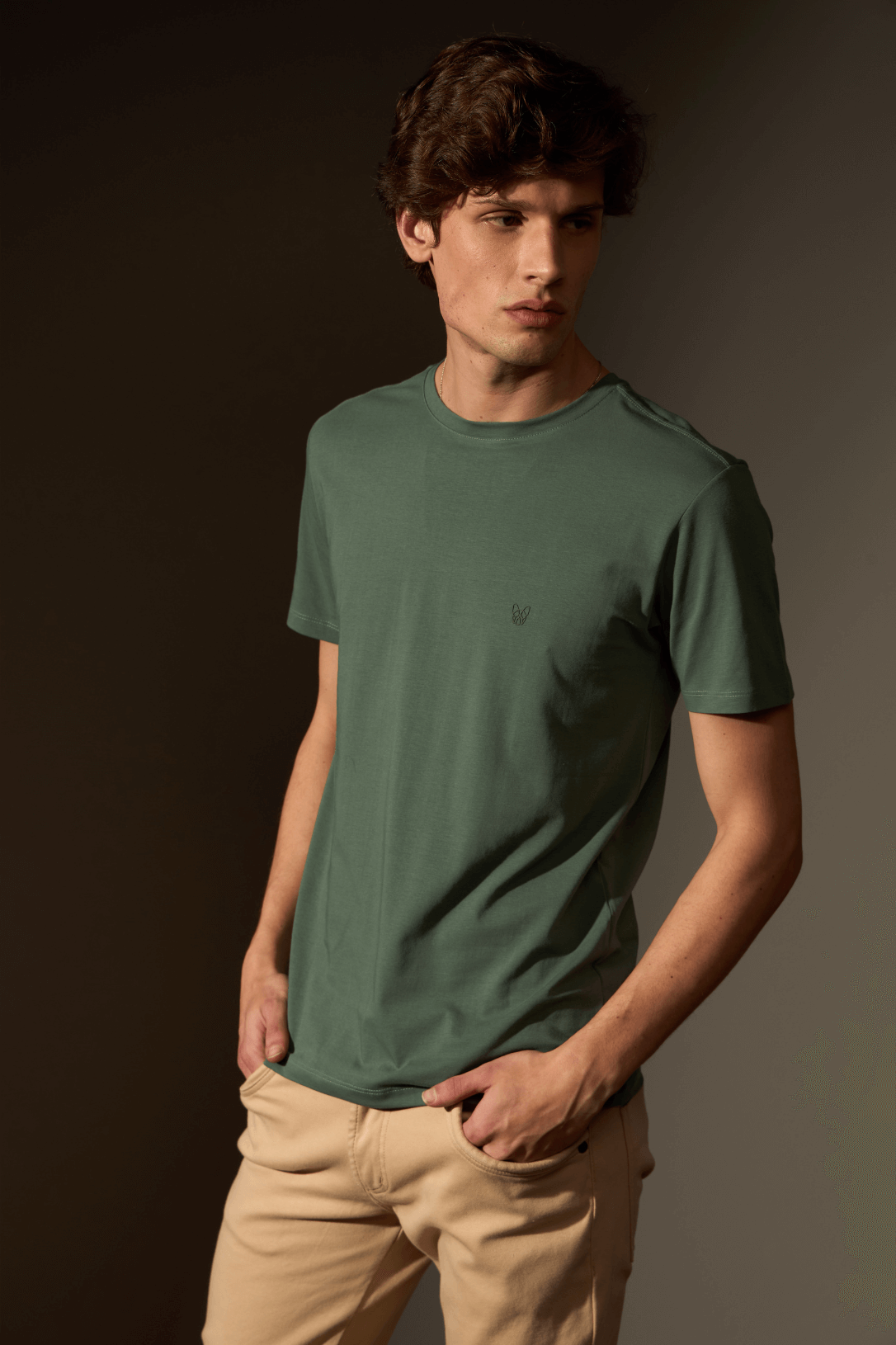 CAMISETA BÁSICA ALGODÃO PIMA - VERDE