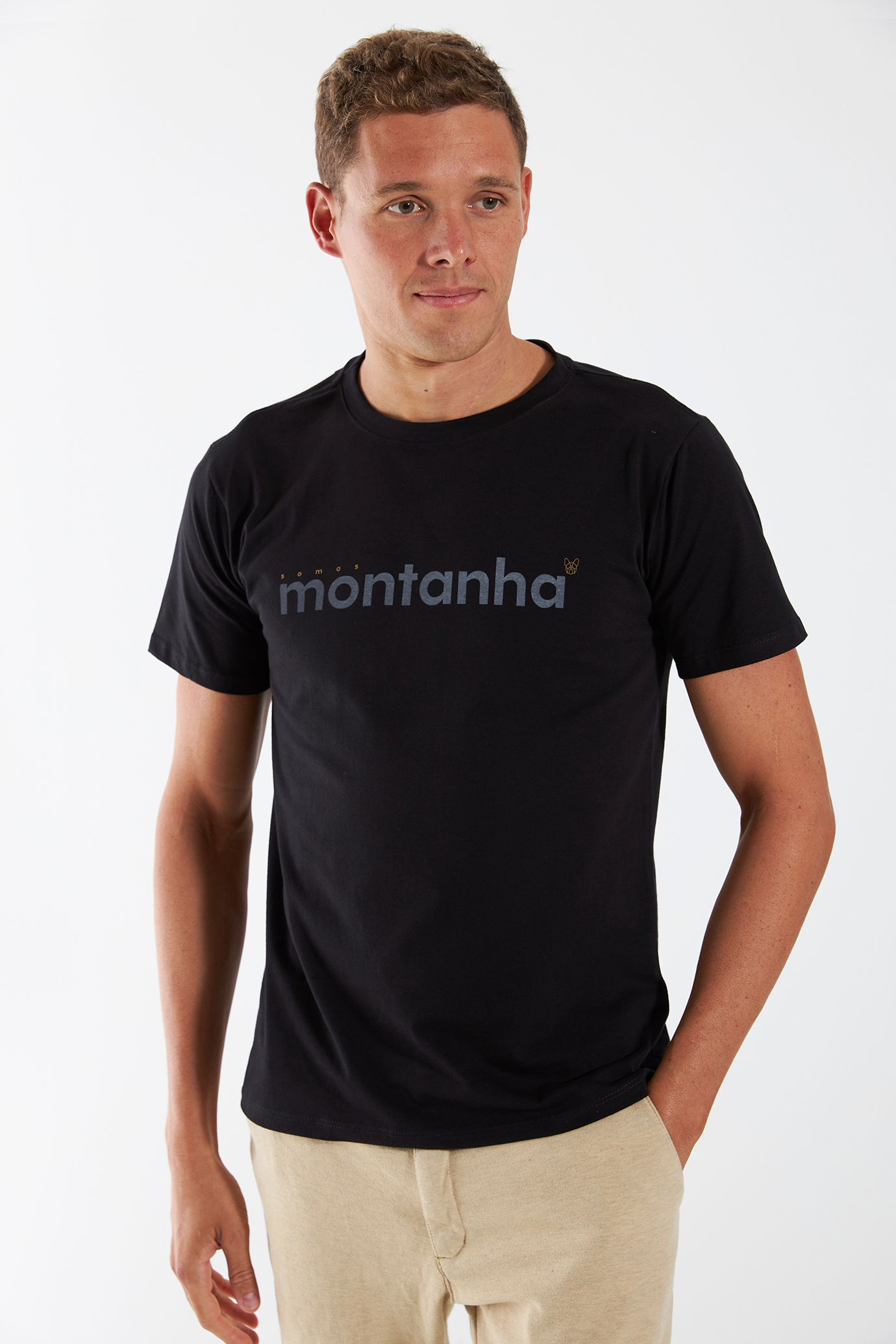 CAMISETA MONTANHA PRETO