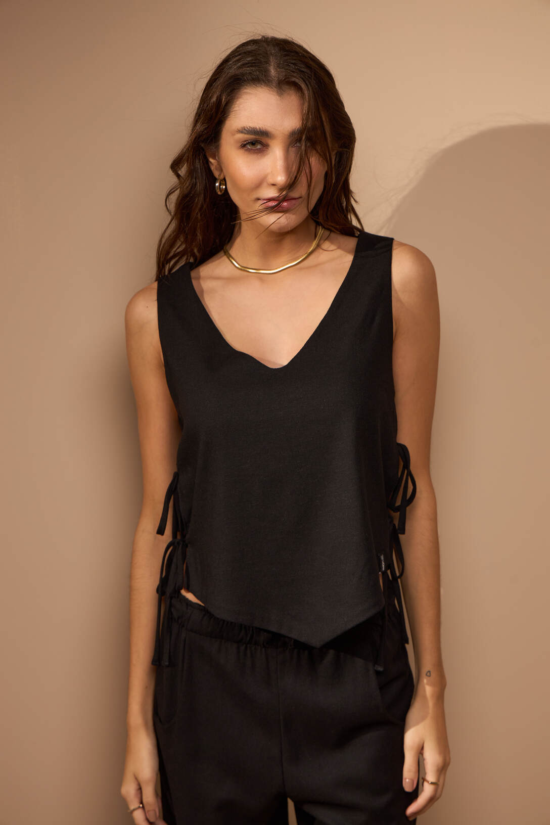 BLUSA BOSQUES - PRETO