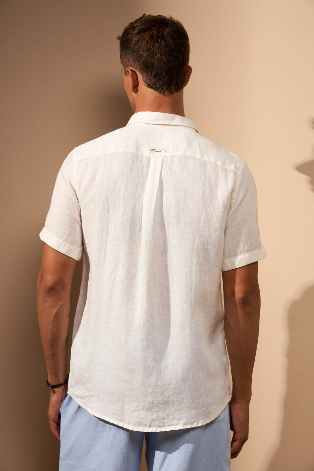 CAMISA LINHO GIBSON COM BOLSO - OFF WHITE