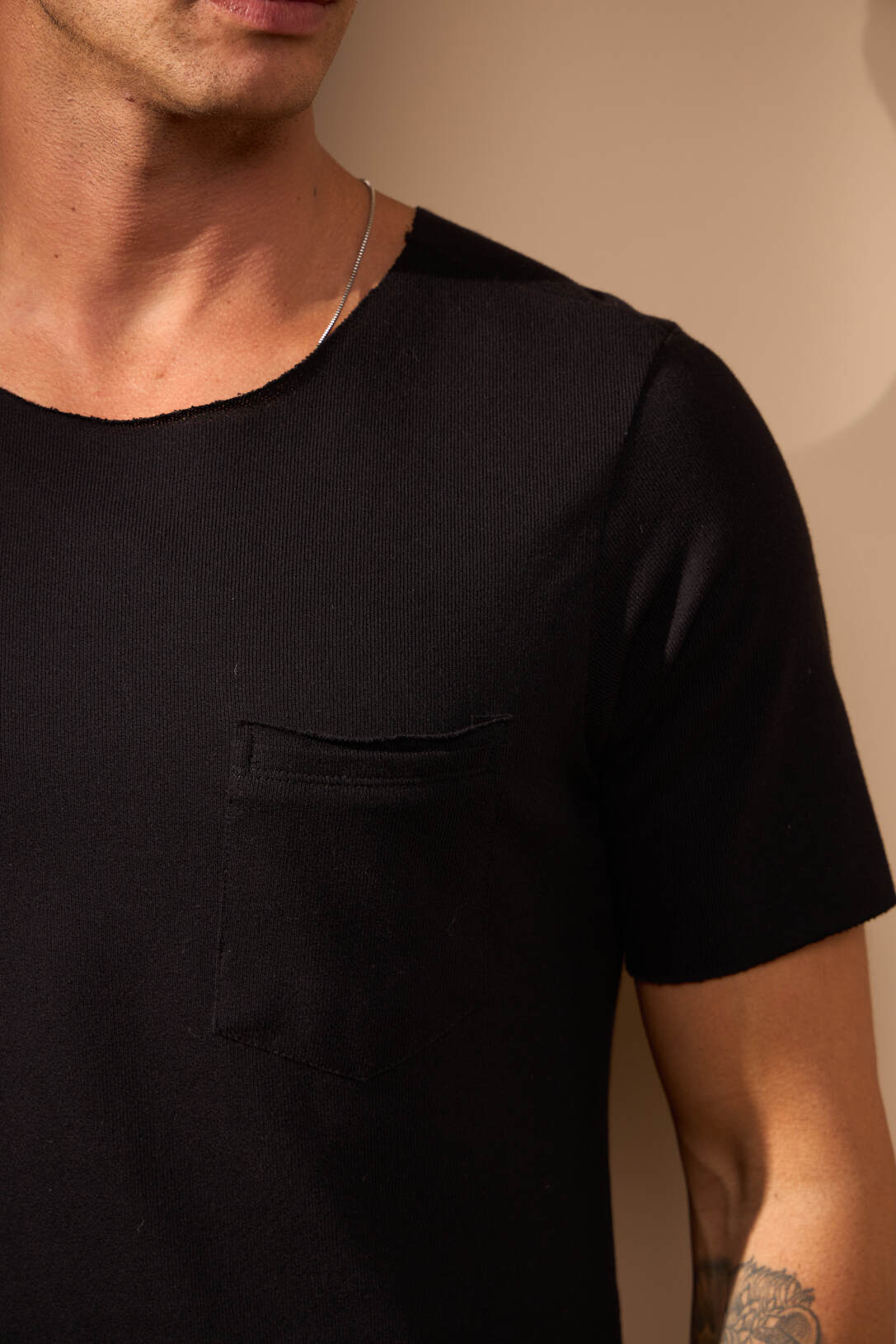 CAMISETA FOZ - PRETO