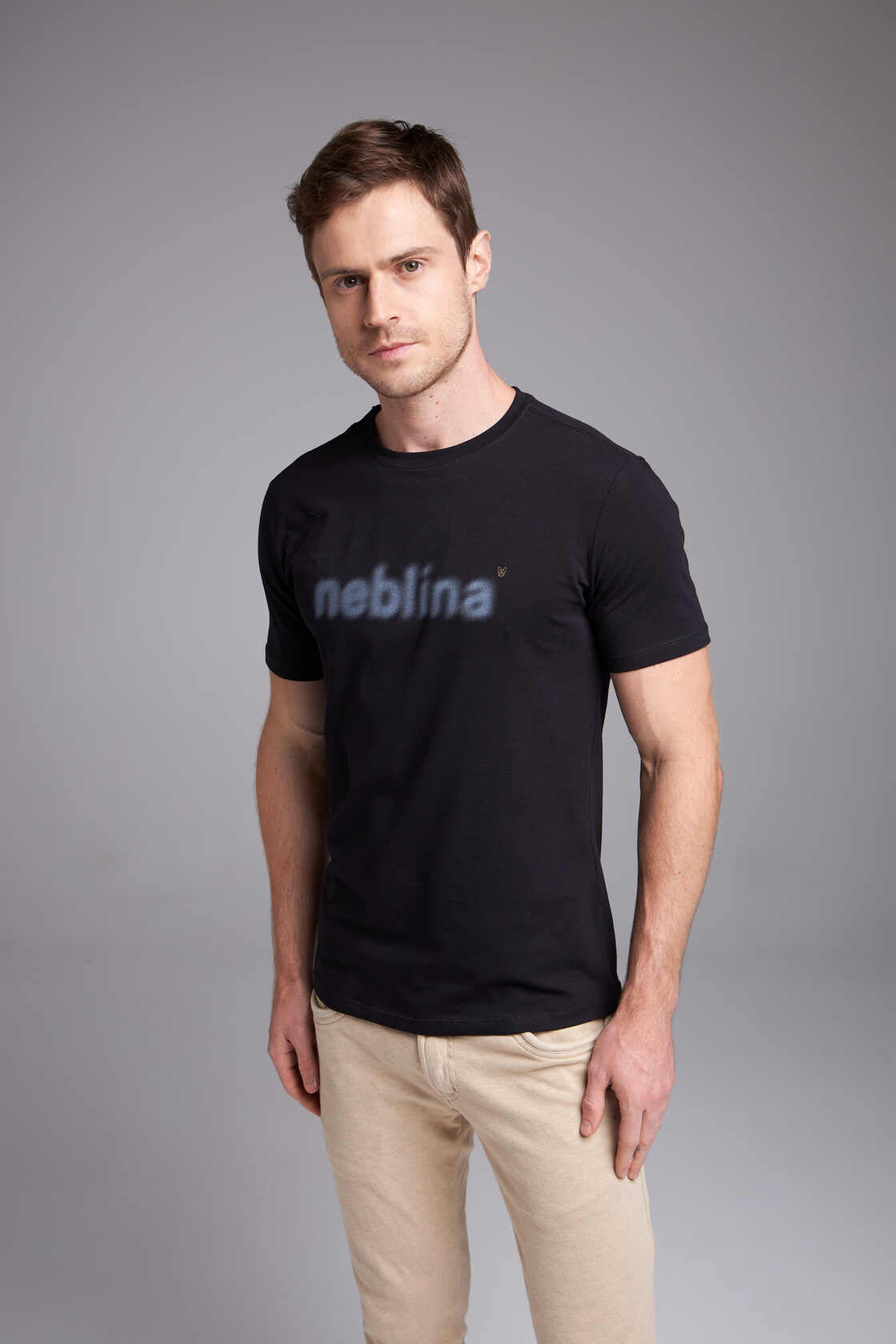 CAMISETA NEBLINA - PRETO