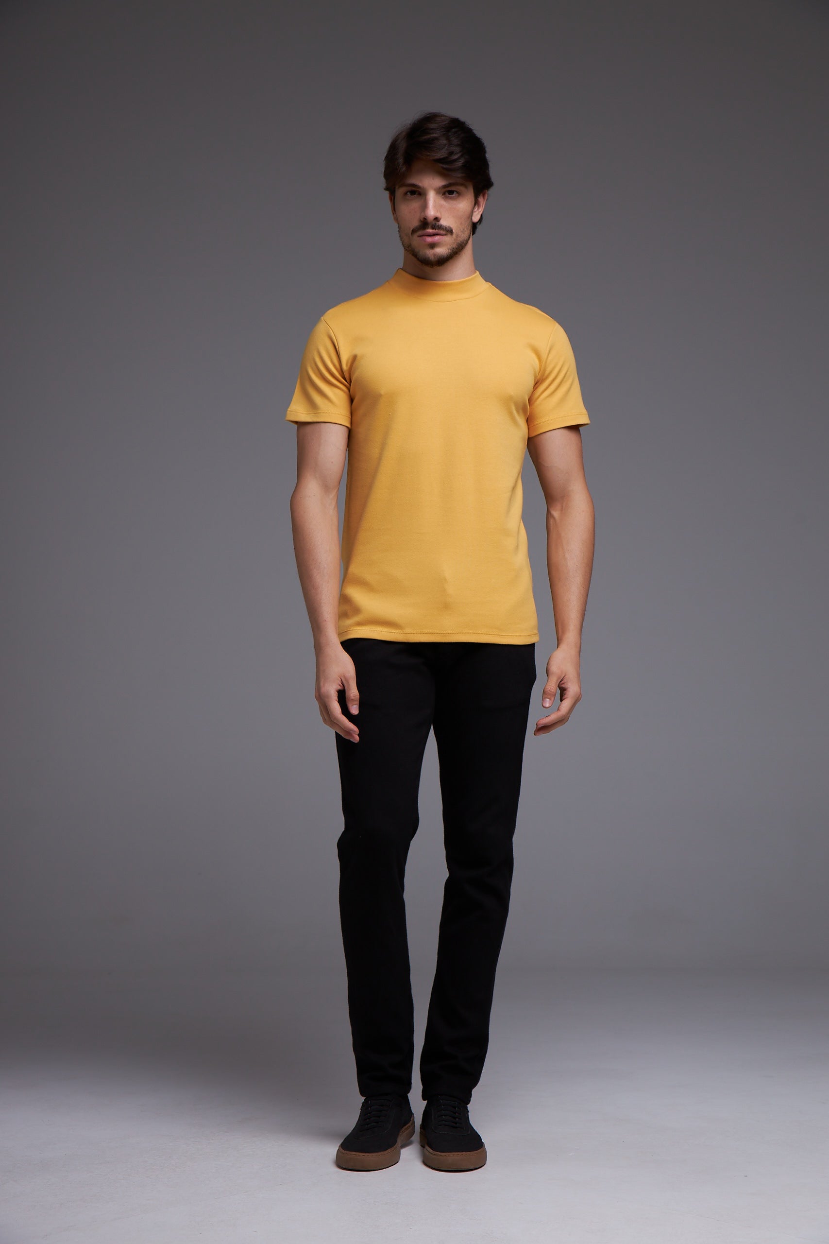 CAMISETA SLIM GOLA ALTA NATURALE - LARANJA