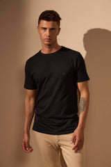 CAMISETA SLIM EGÍPCIO - PRETO COM PRETO