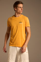 CAMISETA MANIFESTO TEMPOS - AMARELO STONE