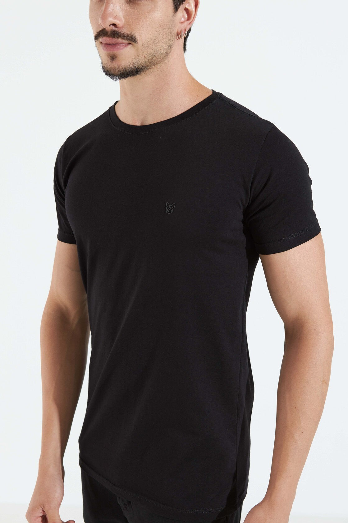 CAMISETA BÁSICA LONG - PRETO