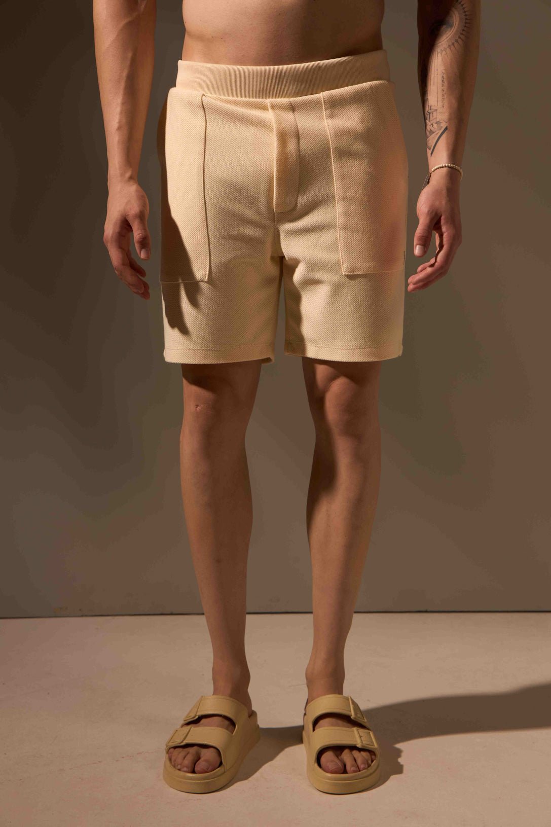 BERMUDA SINERGIA ALGODÃO - OFF WHITE da Vörr Brasil | Loja Oficial Vörr Brasil