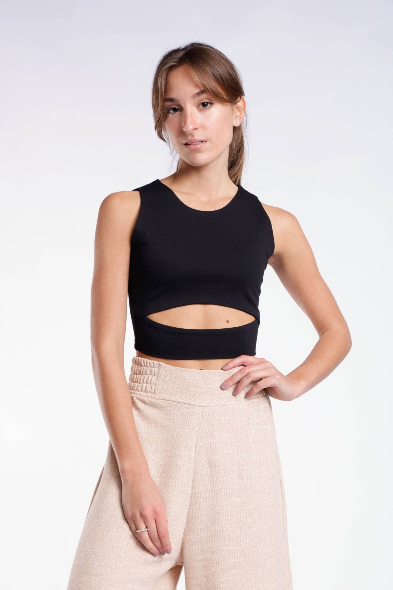 BLUSA DETALHE NA FRENTE - PRETO da Vörr Brasil | Loja Oficial Vörr Brasil