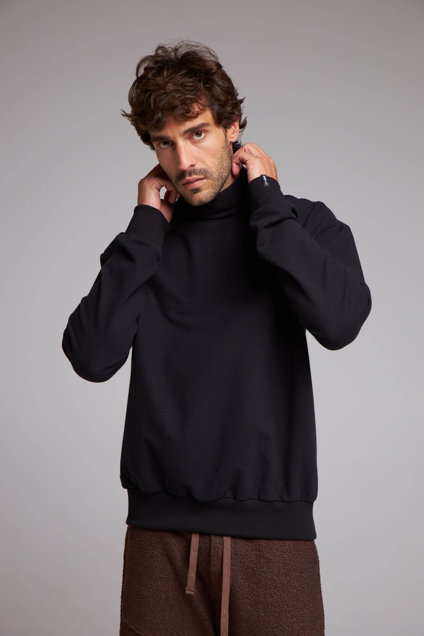 BLUSA ECOS - PRETO da Vörr Brasil | Loja Oficial Vörr Brasil