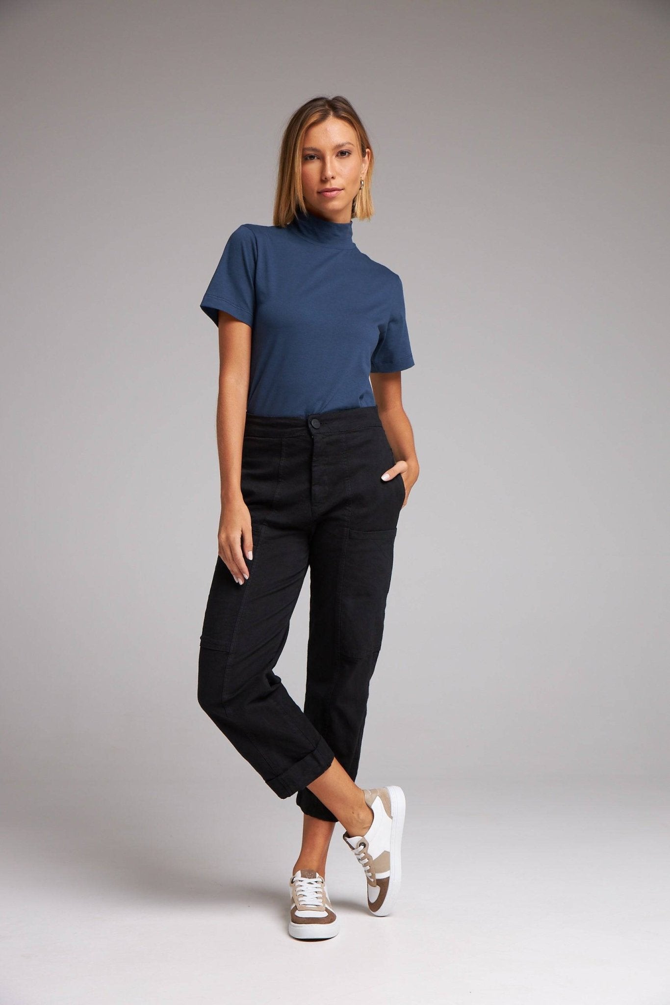 BLUSA GOLA ALTA ALGODÃO - MARINHO da Vörr Brasil | Vörr Brasil