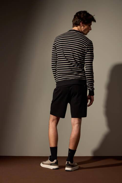 BLUSA POÇO - PRETO E BRANCO da Vörr Brasil | Loja Oficial Vörr Brasil