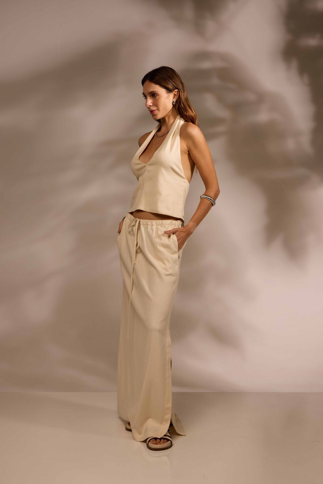 BLUSA SERENO VISCOSE - OFF WHITE da Vörr Brasil | Vörr Brasil
