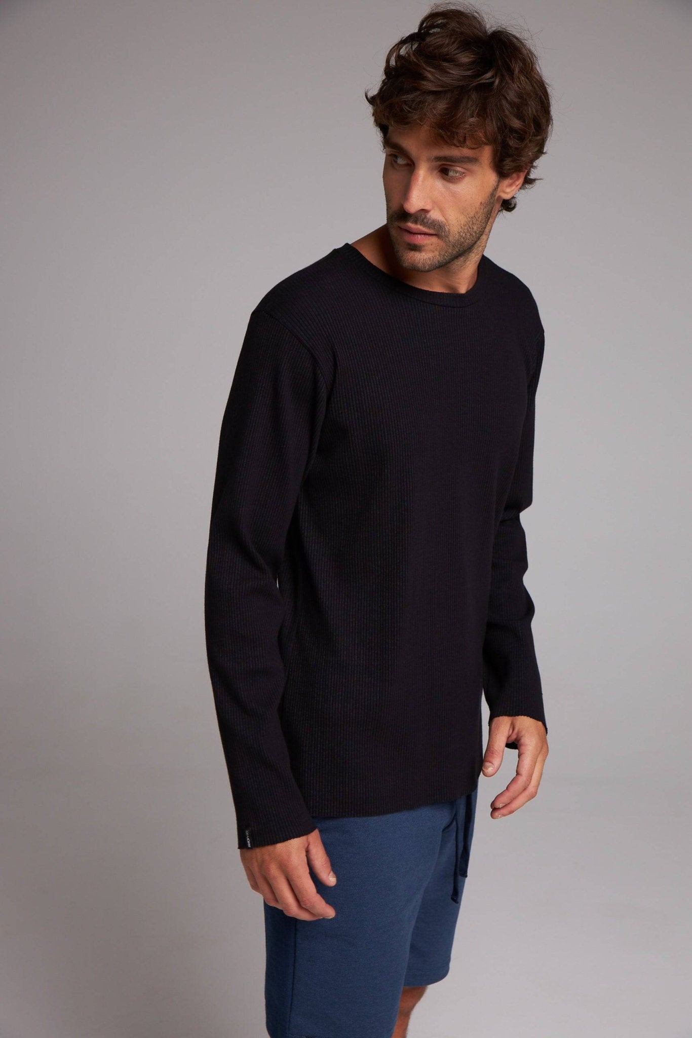 BLUSA SINTONIA - PRETO da Vörr Brasil | Loja Oficial Vörr Brasil