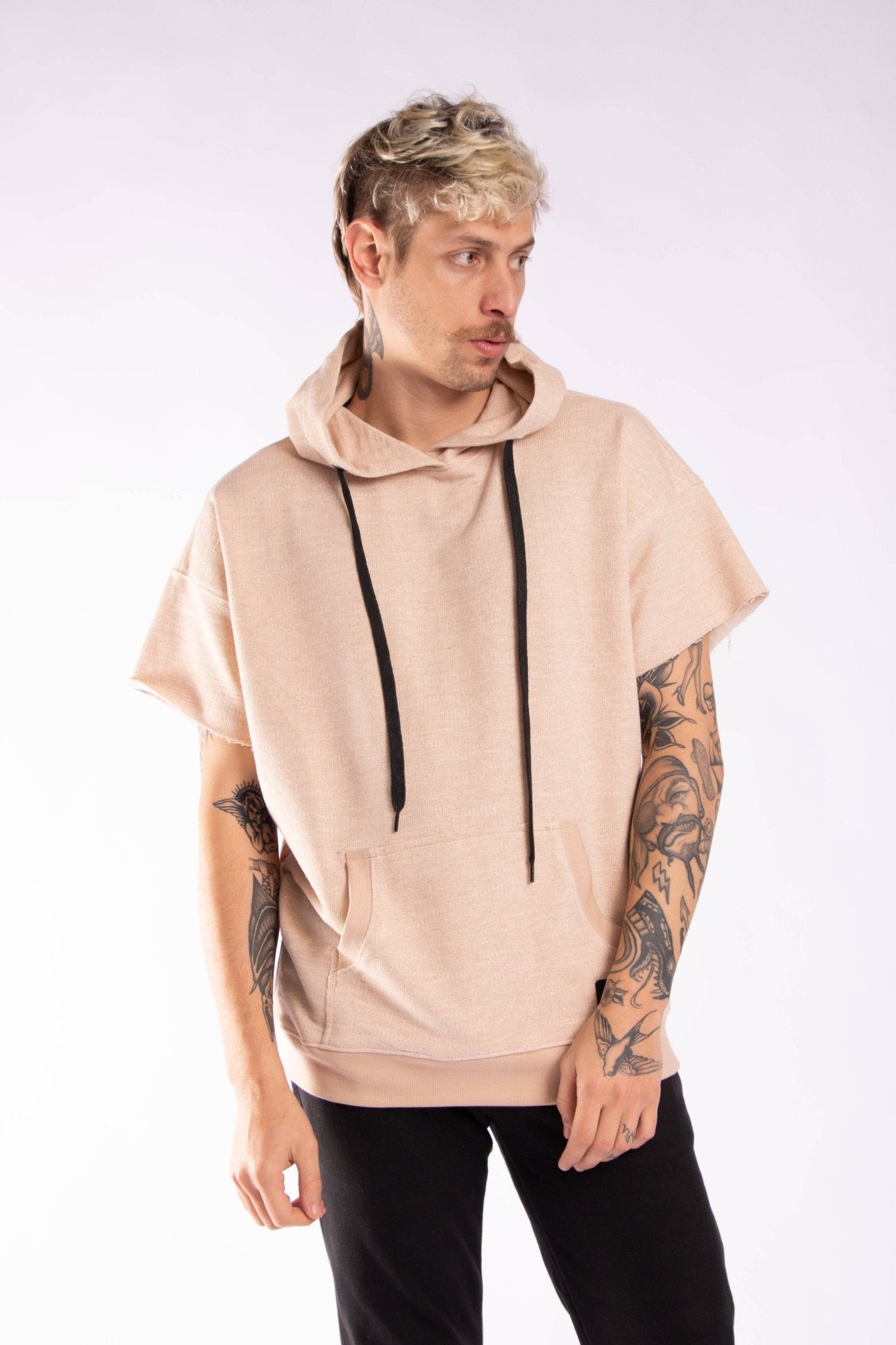 BLUSÃO MANGA CURTA - AREIA da Vörr Brasil | Loja Oficial Vörr Brasil