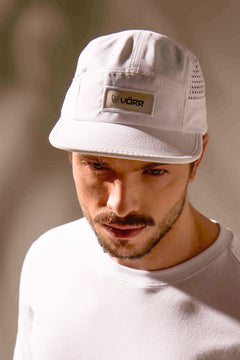 BONÉ PERFORMANCE FLOW 100% MICROFIBRA - BRANCO