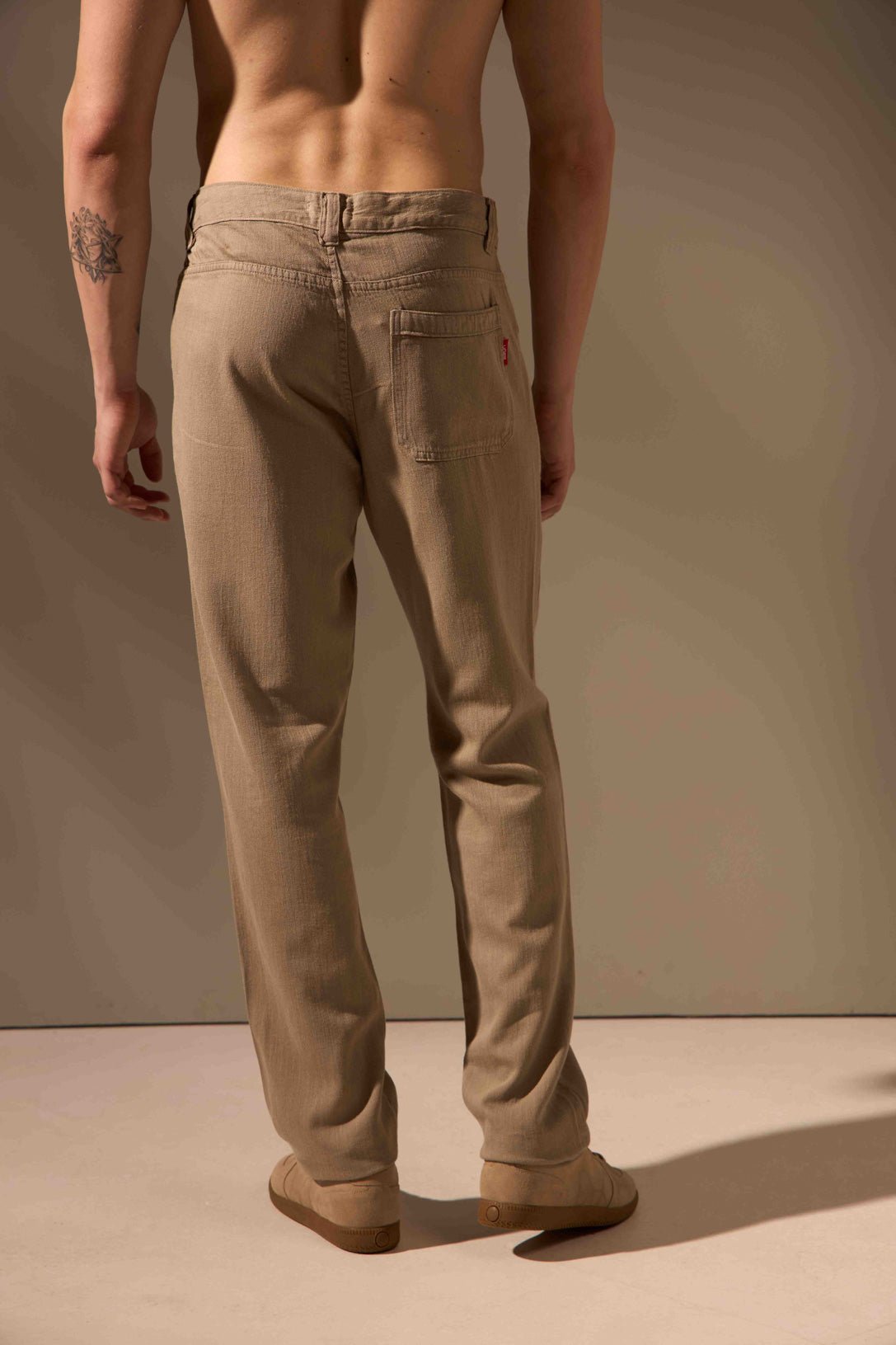 CALÇA CERRADO ALGODÃO - PALHA da Vörr Brasil | Loja Oficial Vörr Brasil