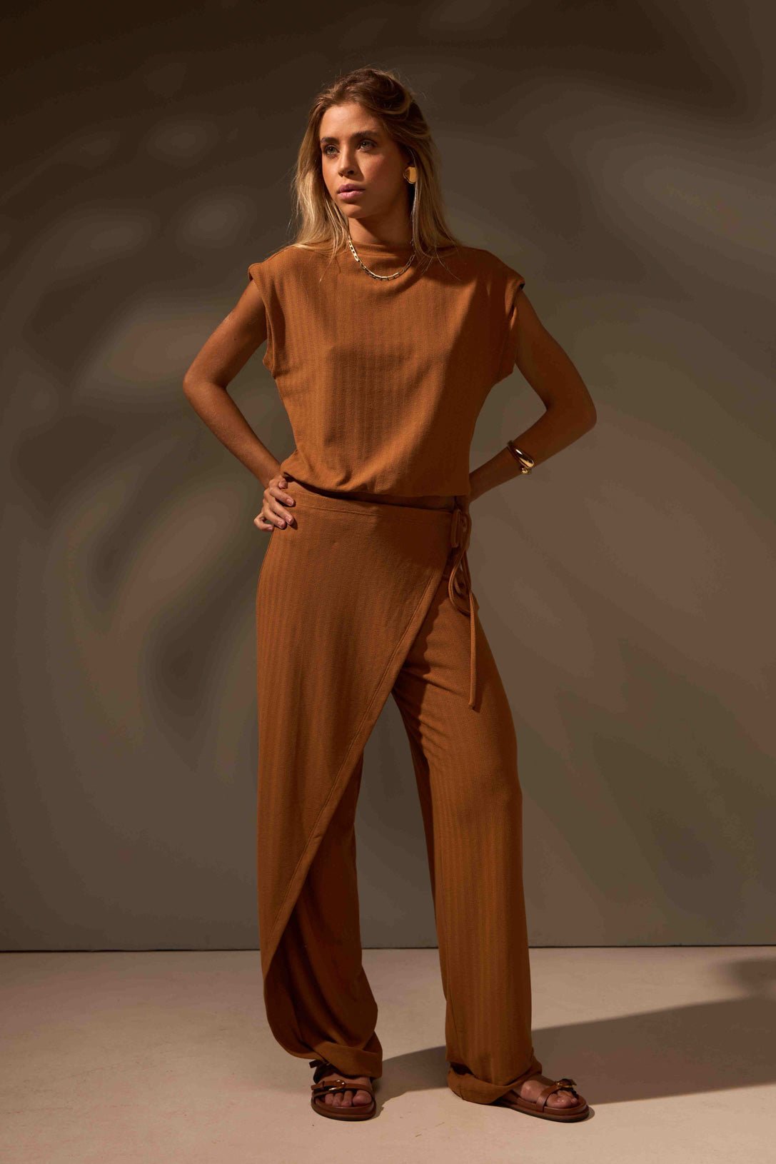 CALÇA EQUILÍBRIO ALGODÃO - COBRE da Vörr Brasil | Loja Oficial Vörr Brasil