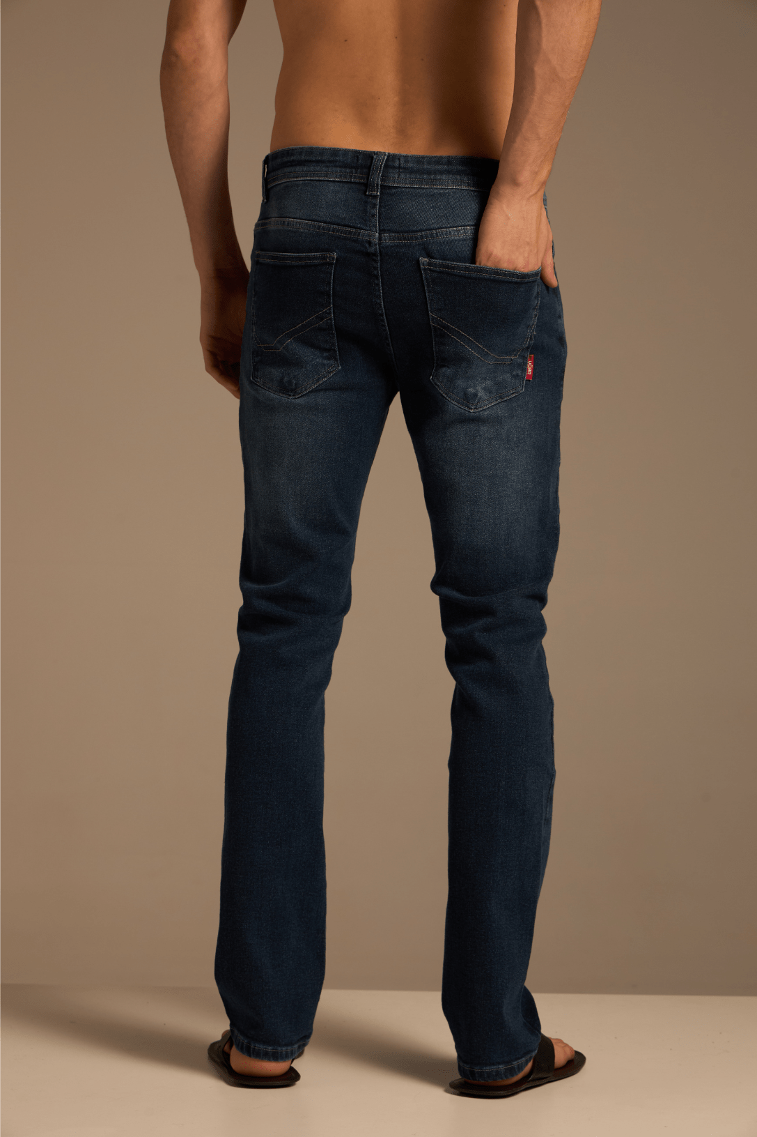 CALÇA JEANS EASE ALGODÃO - AZUL DEEP da Vörr Brasil | Loja Oficial Vörr Brasil