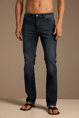 CALÇA JEANS EASE ALGODÃO - AZUL DEEP da Vörr Brasil | Loja Oficial Vörr Brasil