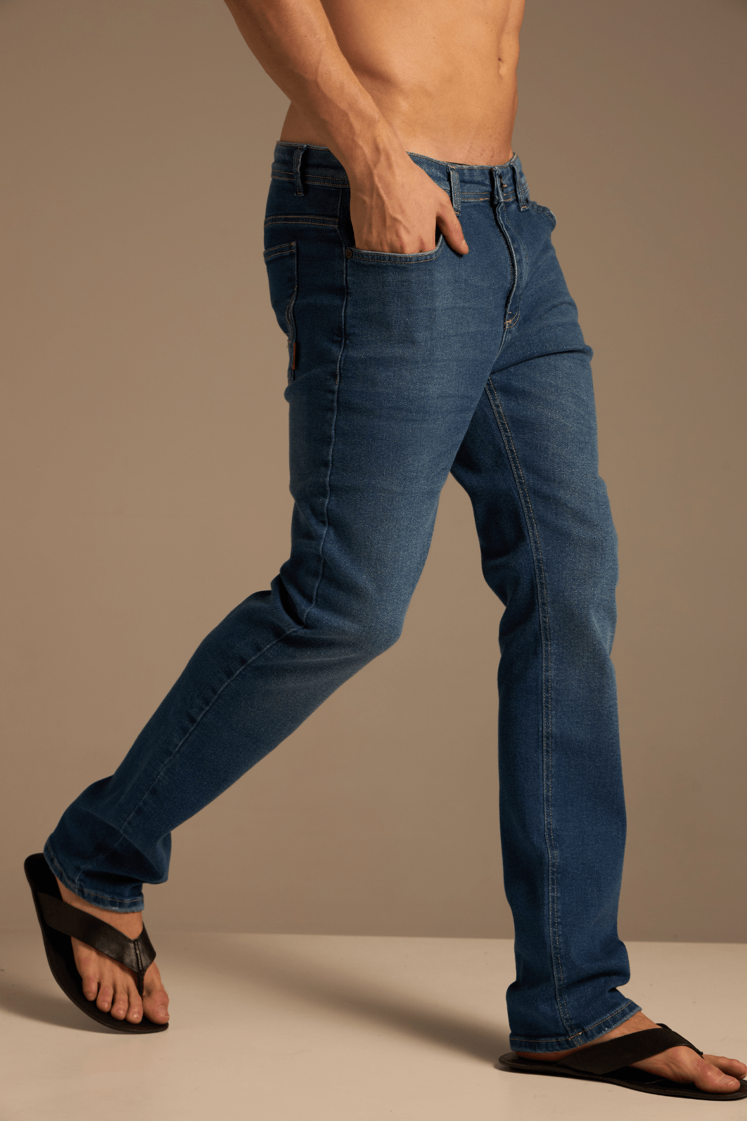 CALÇA JEANS EASE ALGODÃO - AZUL LIGHT da Vörr Brasil | Loja Oficial Vörr Brasil