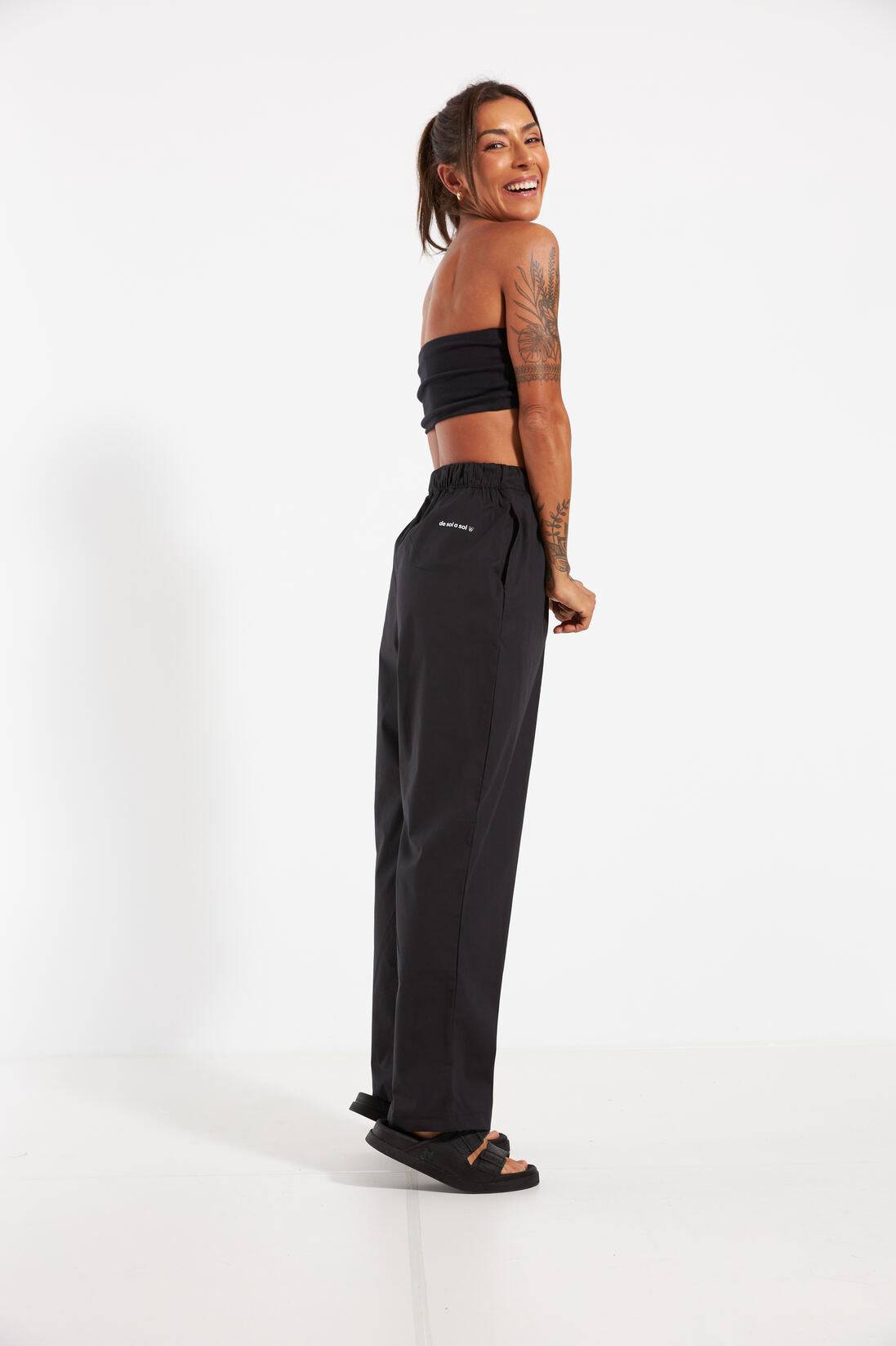 CALÇA LUZ 100% ALGODÃO - PRETO da Vörr Brasil | Vörr Brasil