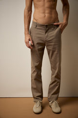 CALÇA MINÉRIO VISCOSE - CAPPUCCINO da Vörr Brasil | Vörr Brasil