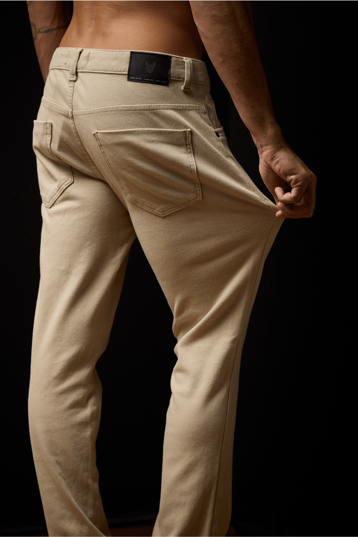 CALÇA PRO ALGODÃO MOLETOM JEANS - PALHA da Vörr Brasil | Vörr Brasil