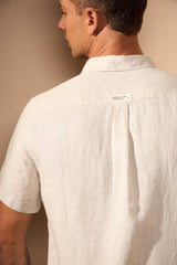 CAMISA GIBSON 100% LINHO COM BOLSO - AREIA da Vörr Brasil | Vörr Brasil