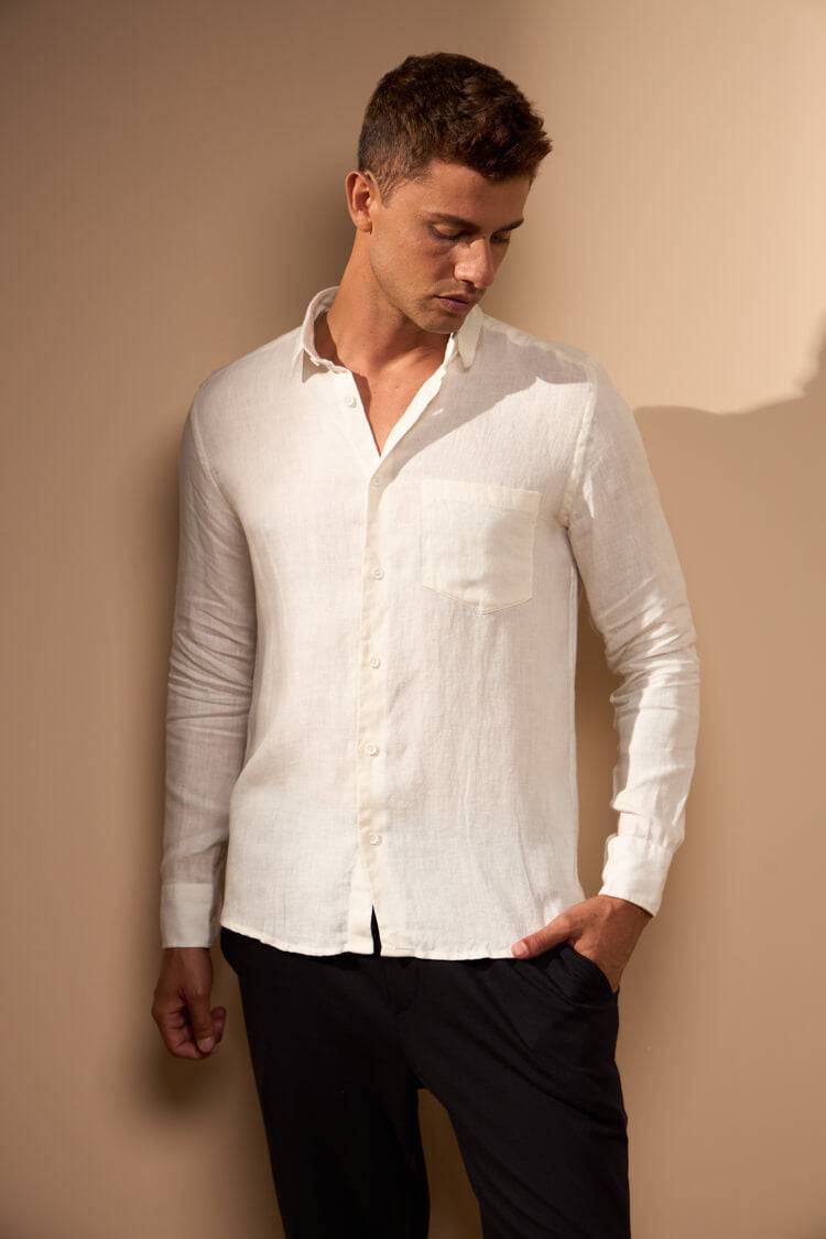 CAMISA GIBSON 100% LINHO COM BOLSO - OFF WHITE da Vörr Brasil | Vörr Brasil