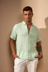 CAMISA LINHO GIBSON COM BOLSO - VERDE da Vörr Brasil | Loja Oficial Vörr Brasil