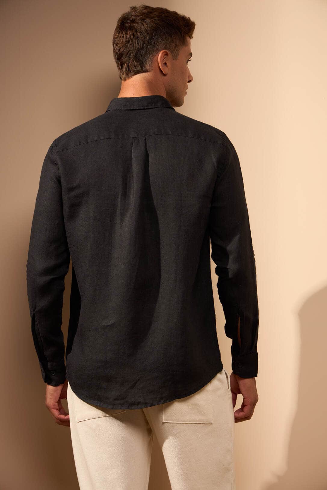 CAMISA LINHO GIBSON - PRETO da Vörr Brasil | Loja Oficial Vörr Brasil