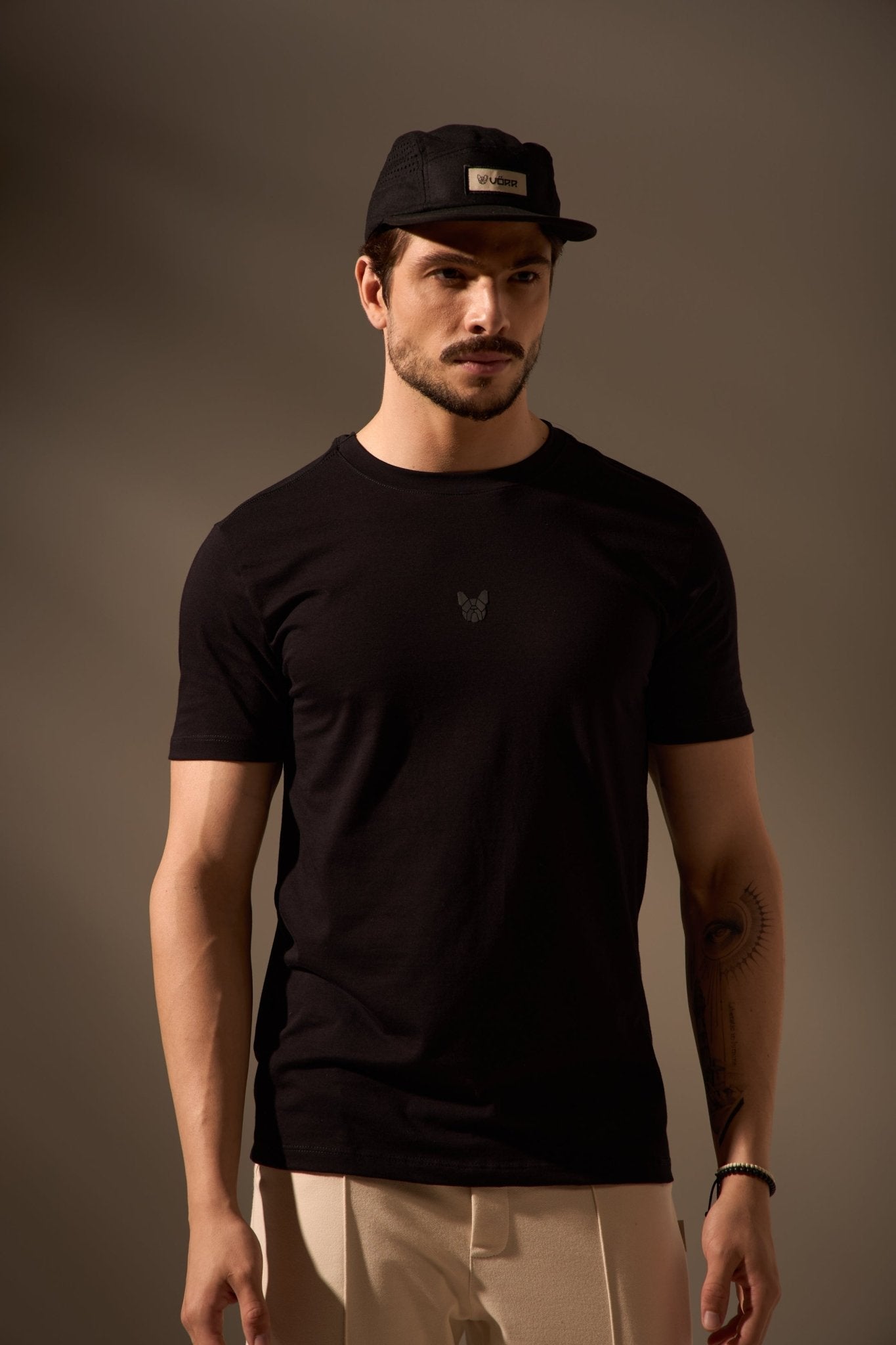 CAMISETA ALGODÃO EGÍPCIO VÖRR BULL - PRETO da Vörr Brasil | Loja Oficial Vörr Brasil