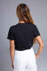 CAMISETA BÁSICA ALGODÃO EGÍPCIO GOLA V - PRETO da Vörr Brasil | Loja Oficial Vörr Brasil