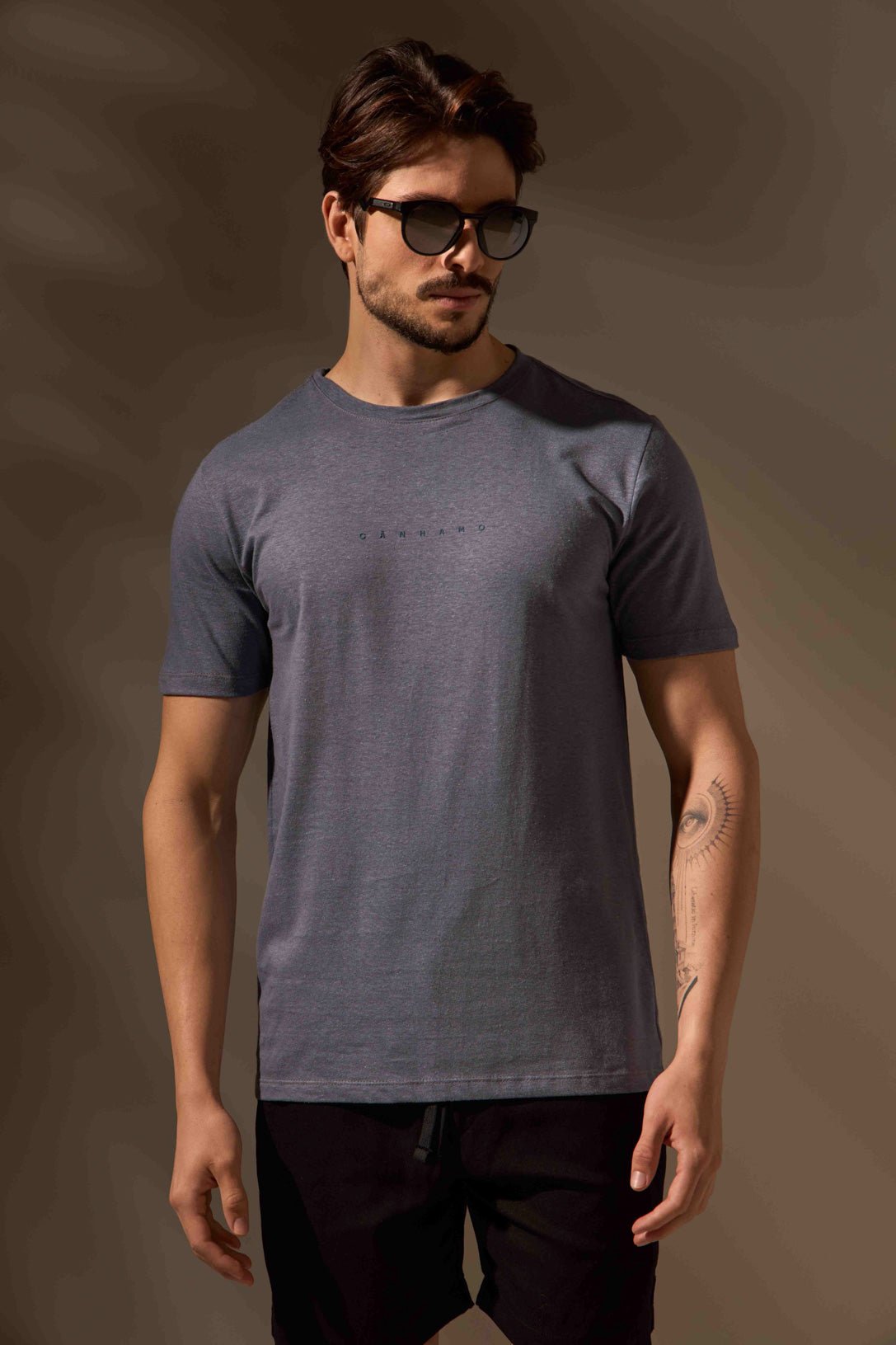 CAMISETA BÁSICA CÂNHAMO CONCEITO - AZUL da Vörr Brasil | Loja Oficial Vörr Brasil