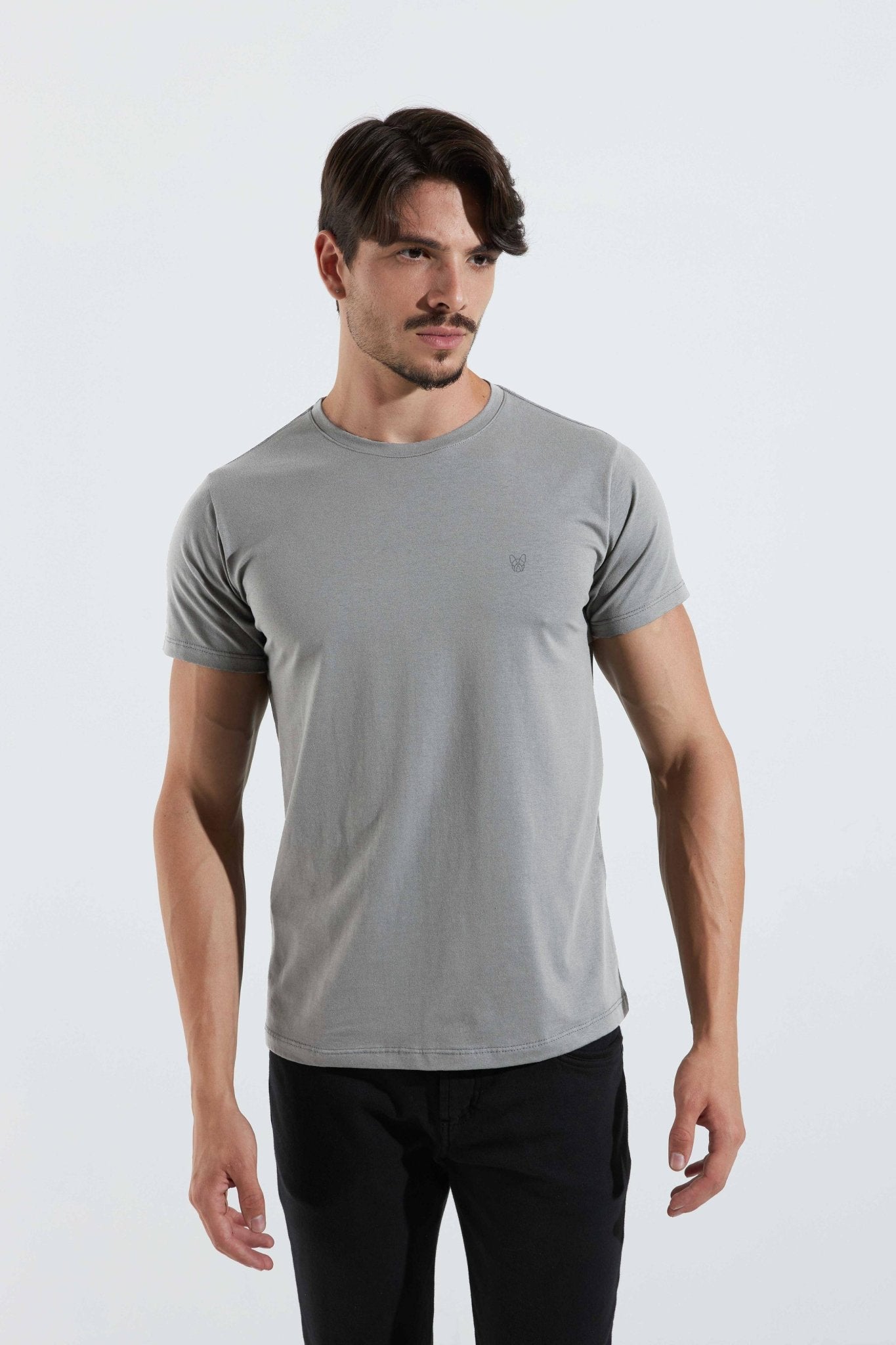 CAMISETA BÁSICA REGULAR - CINZA da Vörr Brasil | Loja Oficial Vörr Brasil