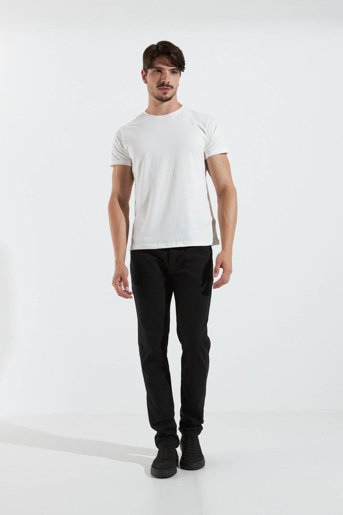 CAMISETA BÁSICA REGULAR - OFF WHITE da Vörr Brasil | Loja Oficial Vörr Brasil