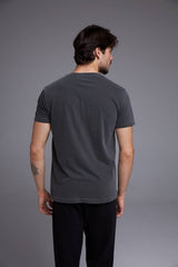 CAMISETA BÁSICA STONE - PRETO da Vörr Brasil | Vörr Brasil