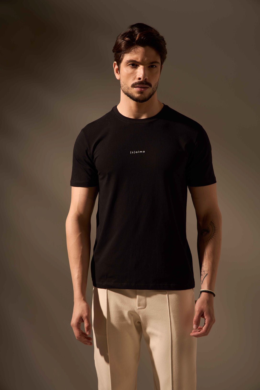 CAMISETA (C)ALMA - PRETO da Vörr Brasil | Loja Oficial Vörr Brasil