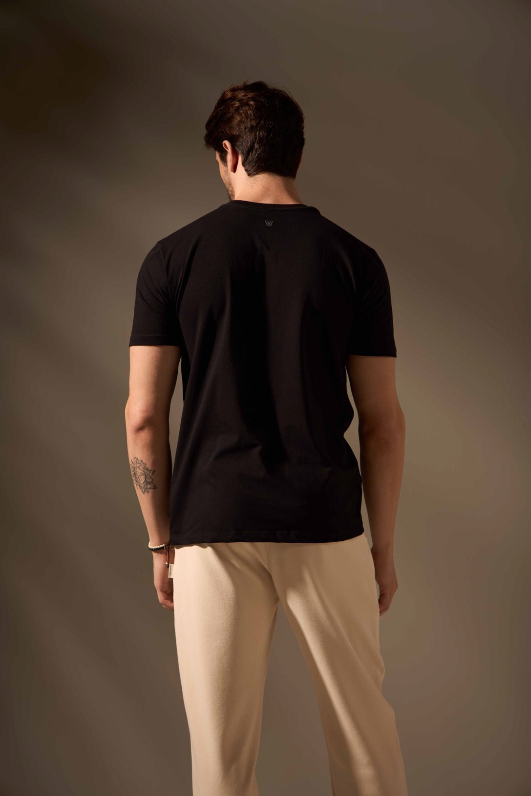 CAMISETA (C)ALMA - PRETO da Vörr Brasil | Loja Oficial Vörr Brasil