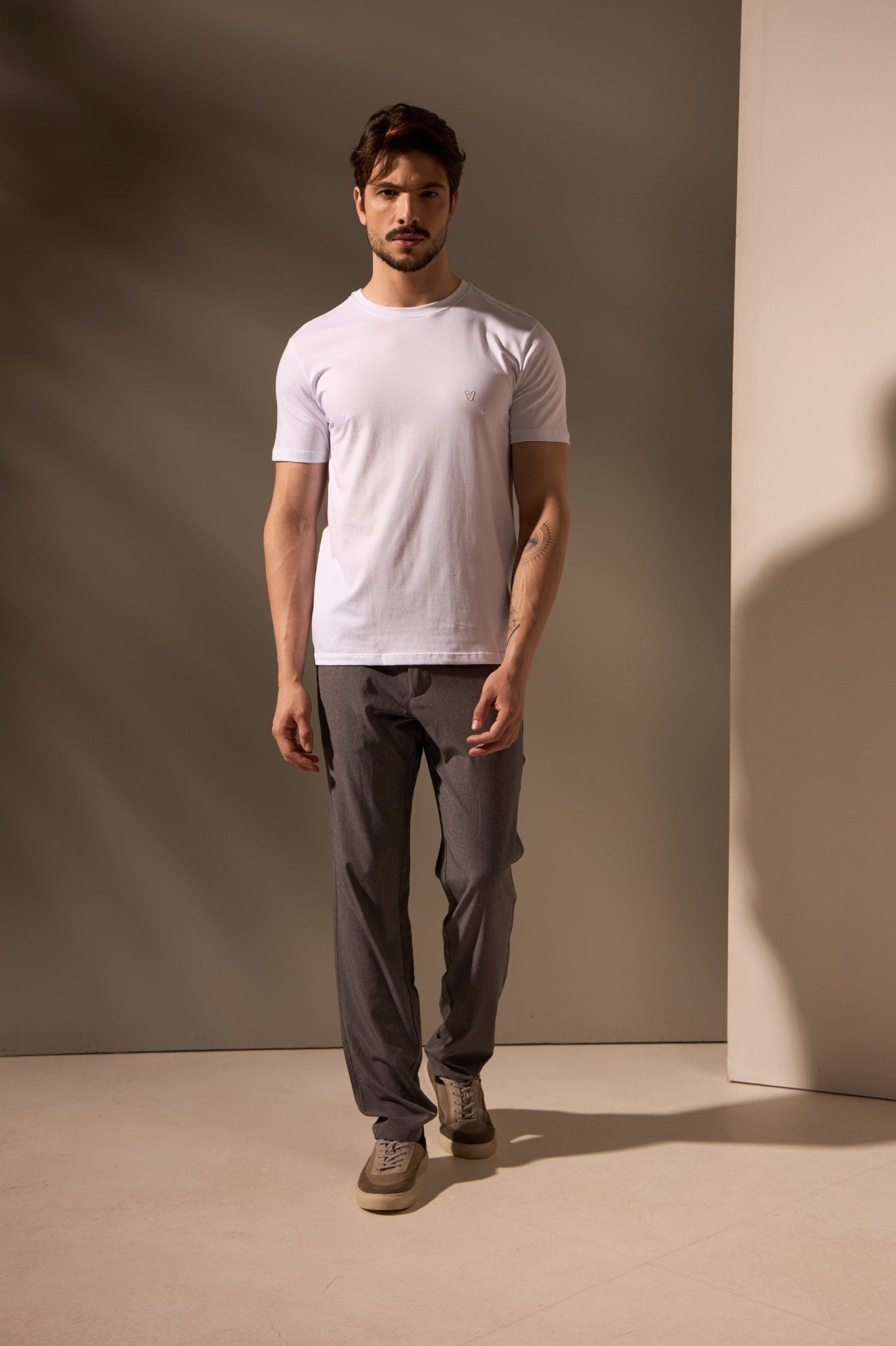 CAMISETA ESSENCIAL ALGODÃO PIMA - BRANCO da Vörr Brasil | Loja Oficial Vörr Brasil