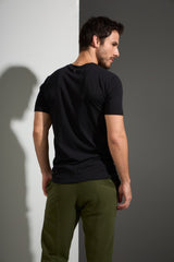 CAMISETA LAGOINHAS - PRETO da Vörr Brasil | Loja Oficial Vörr Brasil