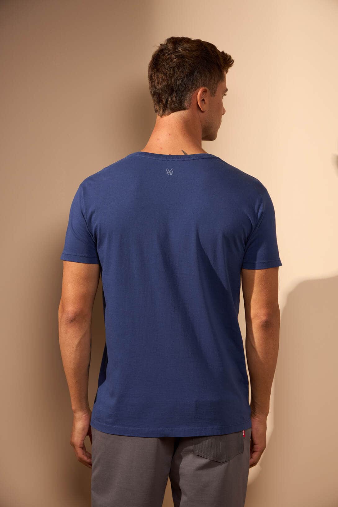 CAMISETA LUZ DO DIA - MARINHO da Vörr Brasil | Vörr Brasil